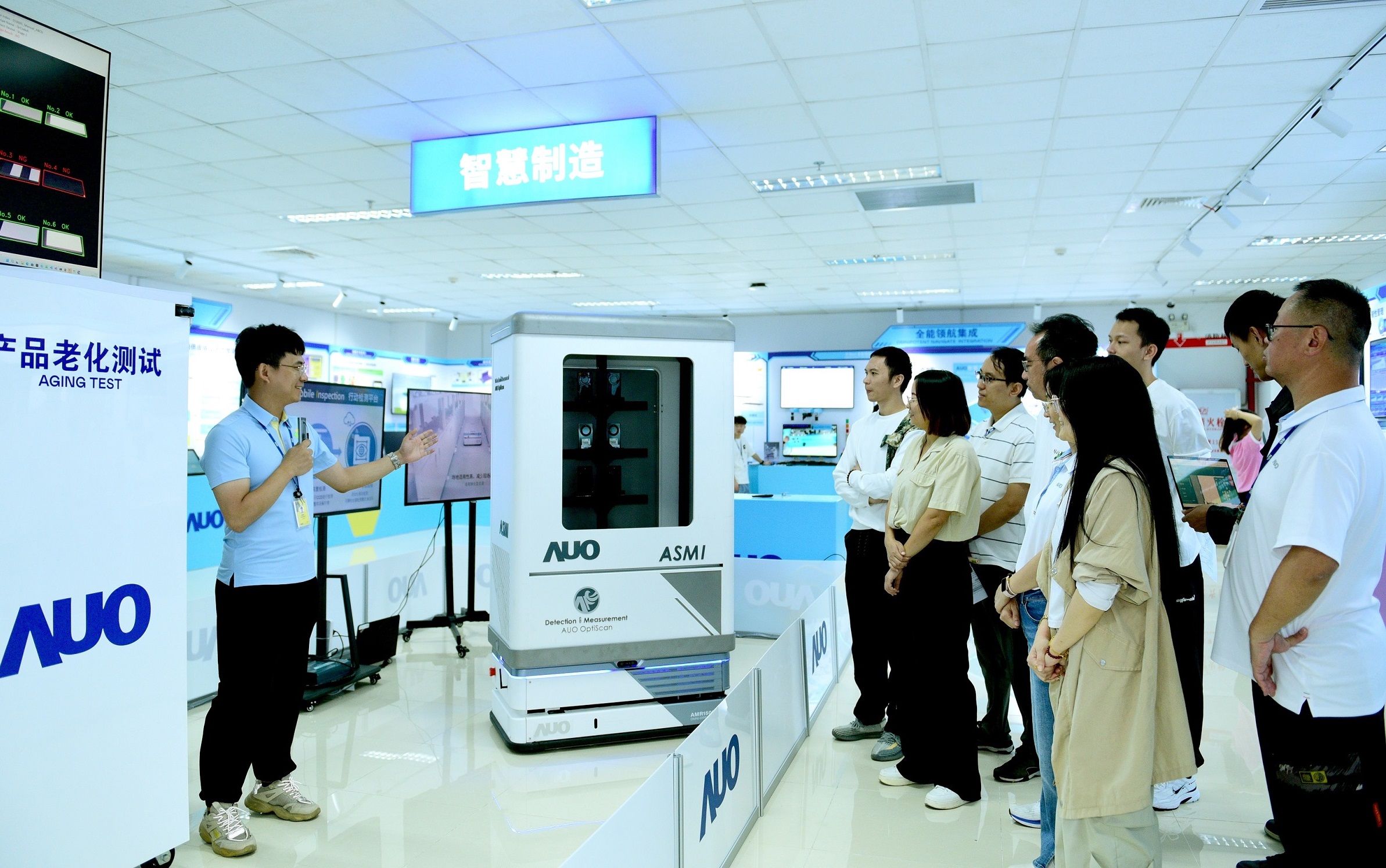 88BIFA厦门将5G+ABC技术串联生产管理全流程，打通研发、采购、生管、制程、设备、质量等产品全生命周期制造流程，完成数字化设计、智慧供应链、智能座舱、全流程设备管理、数据驱动优化、智慧在线检测、智慧品管等自适应生产模式升级